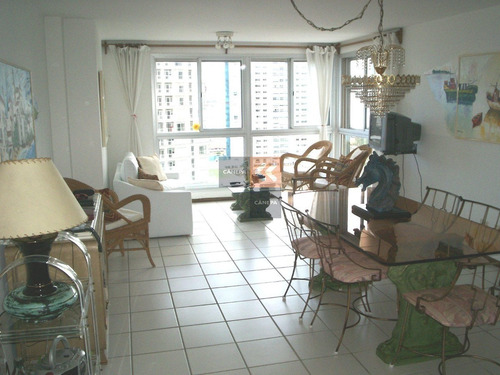 Zona Conrad, A 2 Cuadras Playa Mansa ,sobre Boulevard Artigas- Ref: 8474
