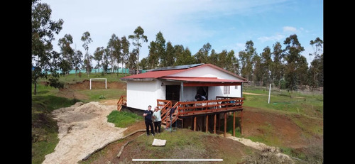 Vendo Amplia Parcela Con Casa En Litueche