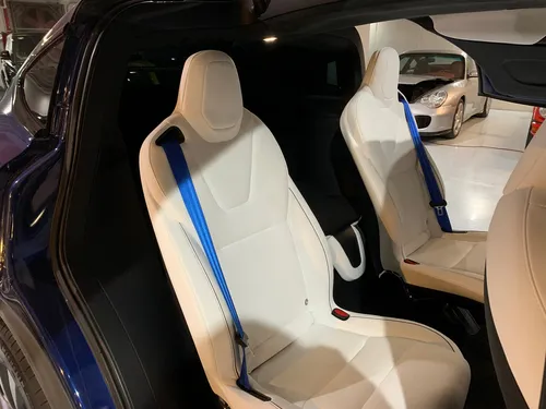 Tesla Model X Plaid 2023