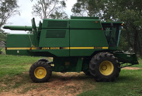 Cosechadora John Deere 9500 Con Cabezal De Maiz Y Sorgo