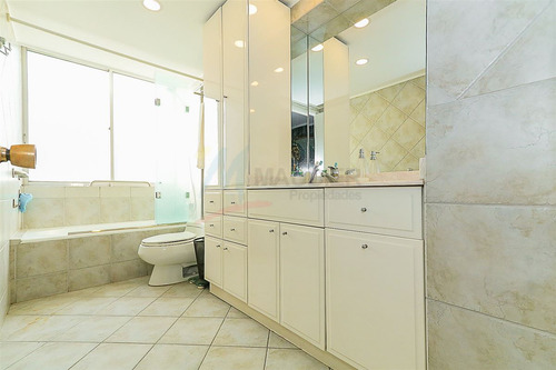 Departamento En Venta De 3 Dorm. En Las Condes