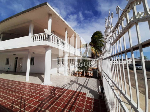 Imagen 3 de 14 de Casa En Zarabon Sgc-193