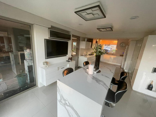 Imagen 13 de 30 de Casa 5 Ambientes Lote 1028 M² - 320 M² Cub. - Detalles De Categoría - Barrio Privado San Patricio