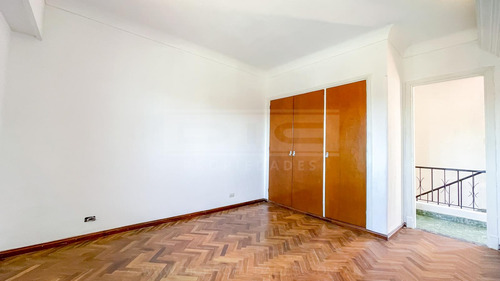 Casa 4 Dormitorios Alquiler - Carapachay