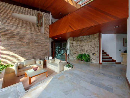 Imagen 3 de 30 de Casa Ubicada En Una Zona Exclusiva Al Sur De La Cdmx Junto Al Bosque De Tlalpan