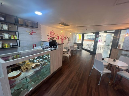 Local Comercial En Venta En Ccct En Chuao - 23-29096 - Cs