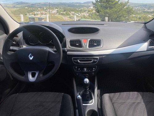 Renault Fluence 2.0 Dynamique 2012