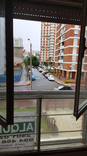 Imagen 17 de 24 de Apto Dos Dorm Todo Al Frente Paraguay Y Rambla
