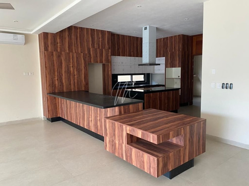 Imagen 4 de 30 de Casa En Venta Acceso A Lago, Lagos Del Sol Cancun