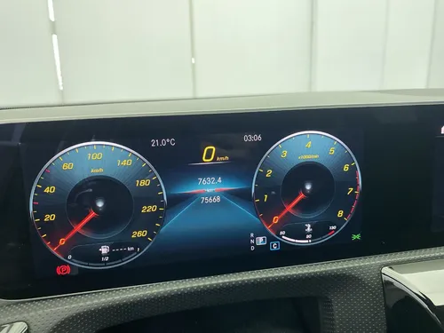 Mercedes-Benz Clase CLA 180 1.3 Amg Line