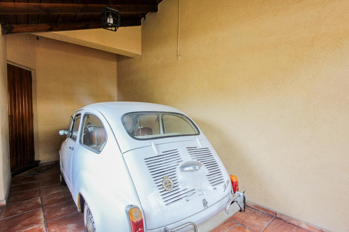 Venta De Casa 5 Ambientes Con Piscina En Haedo Sur