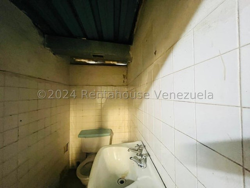 Local Comercial En Alquiler,la Yaguara Mls #25-3856 Sc