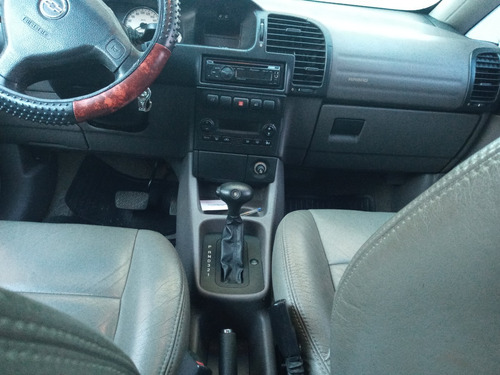 Zafira Expression 2.0 Flex (completa)