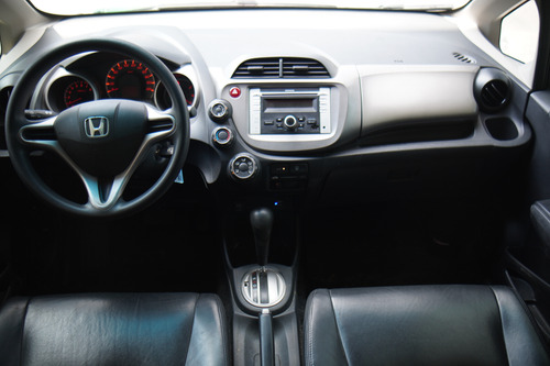 Honda Fit 1.4 LX 16V FLEX 4P AUTOMÁTICO