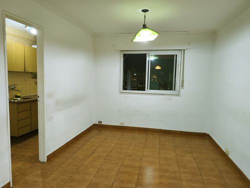 Departamento 4 Ambientes. Amaro Giura 1341 Piso 9 32 Avellaneda