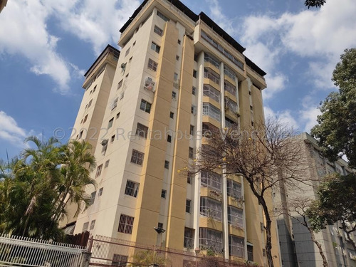 Imagen 1 de 8 de Apartamento Venta La Urbina Mls 22-18460 Excelente Oportunidad Apartamento Remodelado 100 % Pisos De Madera Flotante, Moderna Cocina Con Multiples Gabinetes