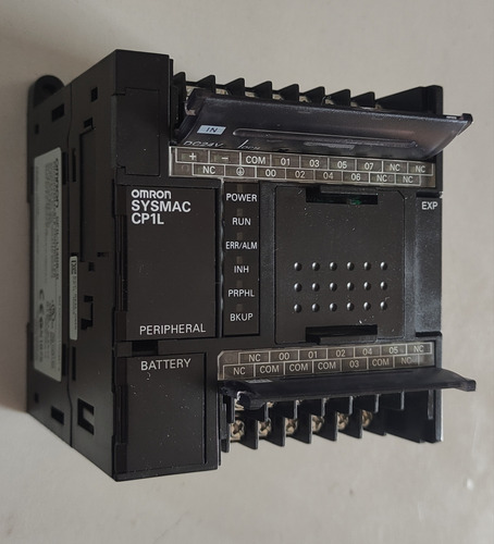 Plc Omron Sysmac Cp1l (Usado)