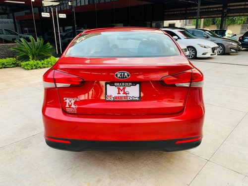Imagen 5 de 11 de Kia Forte Modelo 2018
