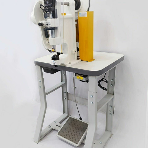 Ilhoseira Máquina De Aplicar Ilhós 0 Para Banner Automática