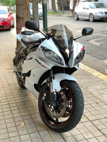 Yamaha R6 /// 2011 - 18.000km