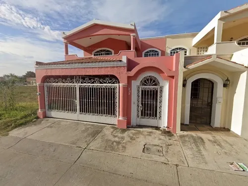 Se Vende Casa De Recuperación Bancaria En Calle Tabachín, Col. Alameda, 82123 Mazatlán, Sin. Arf