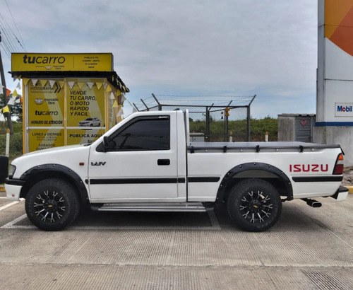 Chevrolet Luv Isuzu 2000