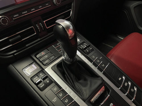 Porsche Macan 3.7 Turbo At