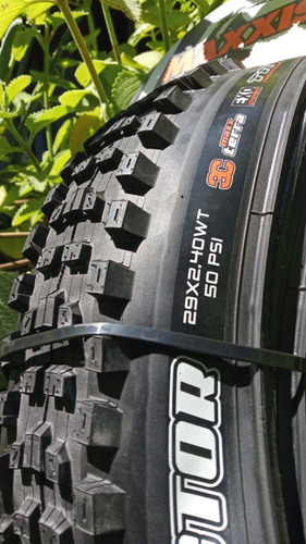 Imagen 9 de 10 de Llanta Maxxis Dissector 29*2.40wt / Tubeless Ready/3ct/exo