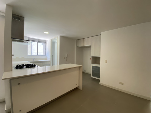 Arriendo Apartamento De 3 Alcobas En El Poblado Sector Las Palmas