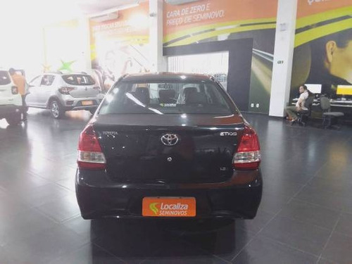 Toyota Etios 1.5 X Plus Sedan 16v Flex 4p Automático