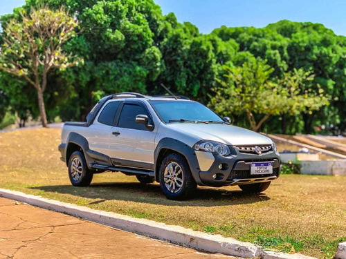 Imagem 1 de 9 de Fiat Strada Adventure Cd