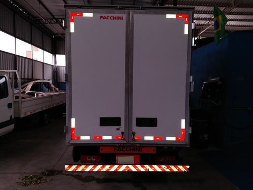 Imagem 15 de 15 de Foton Aumark 2015 2.8 Td 4x2 3.5 - 11st