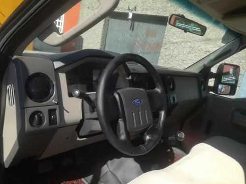 Imagen 11 de 14 de Camioneta Ford F-350 Mod.2010 Austera Gas Lp.