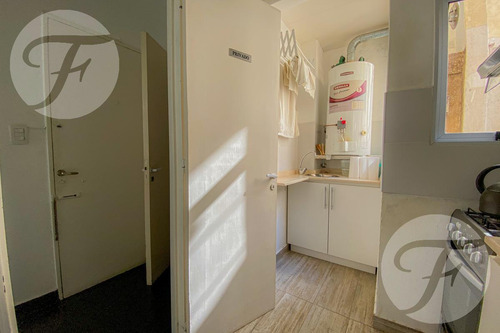 Departamento 3 Ambientes En Venta En Palermo - Calle Santa Fe - Ideal Para Inversión, Vivienda, Uso Profesional