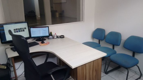 Sala Comercial Para Alugar Na Rua Bento Vieira De Castro, Vila Santana, São Paulo - Sp - Liv-10838