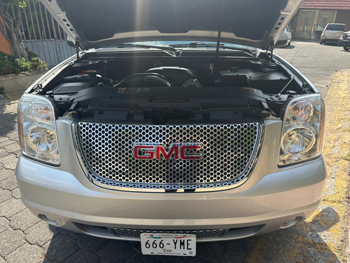 GMC Yukon 6.2 V8 Denali 403 Hp Awd At