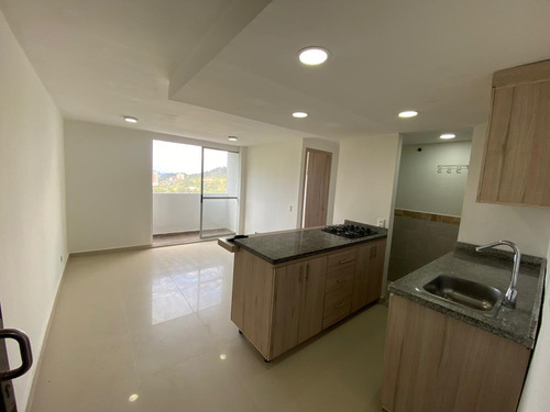 Apartamento En Venta La Estrella 