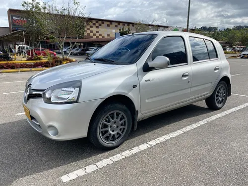 Renault CLIO STYLE 1.2 Night & Day