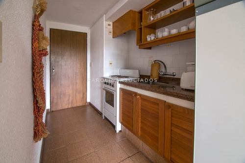 Departamento De 1 Dormitorio En Roosevelt, Punta Del Este-ref:1402