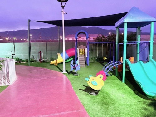 Casa Se Arrienda En Condomio Residencial, En Antofagasta