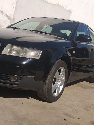 Imagem 1 de 12 de Audi A4 2003 2.0 Multitronic 4p