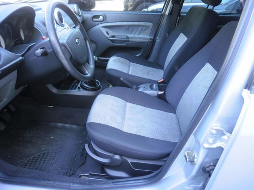 Ford Fiesta Sedan 1.6 Flex - 2008