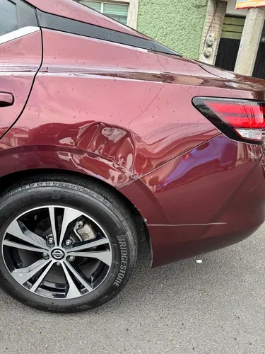 Nissan Sentra 2.0 Advance Mt