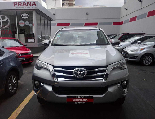 Imagen 12 de 15 de Toyota Sw4 4x4 Srx 2.8 Tdi At 7a 2017