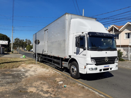 Mercedes Atego 2425 Com Bau De 11 Metros E Meio