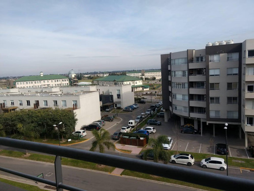 Imagen 13 de 19 de Departamento - Del Lago Condominium