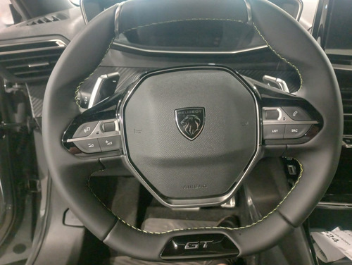 Peugeot 2008 1.0T Gt