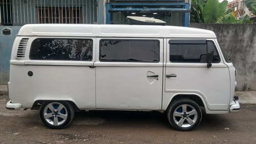 Volkswagen Kombi 2008 1.4 Standard Total Flex 3p