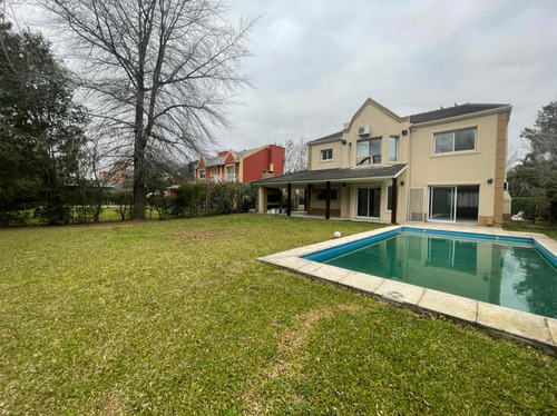 Casa En Venta En Barrio  La Pradera, Haras Del Pilar