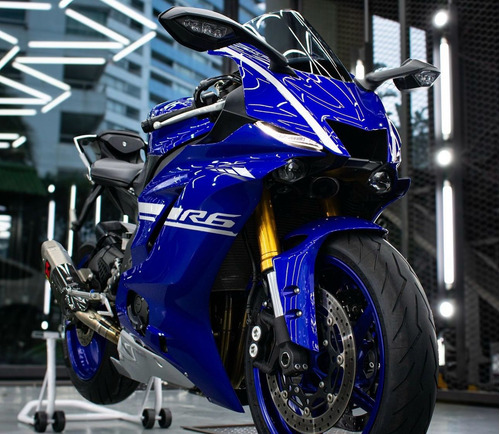 Yamaha R6